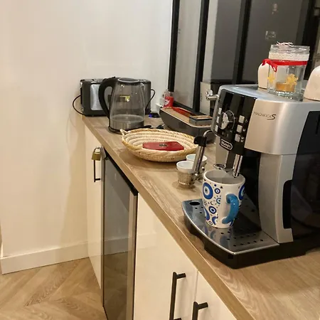 Elegant Et Lumineux Familial Dans Un Ecrin De Verdure Proche Versailles Et Paris, Avec Parking Apartment *